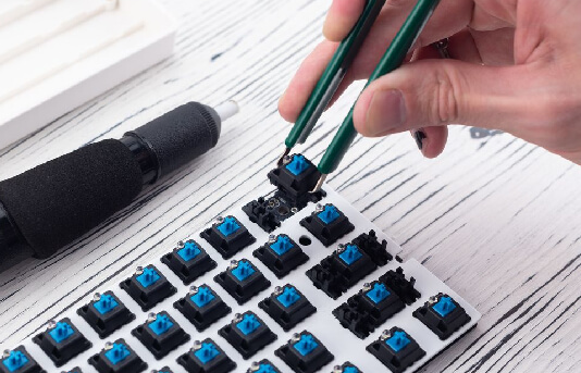 Ремонт техники Logitech